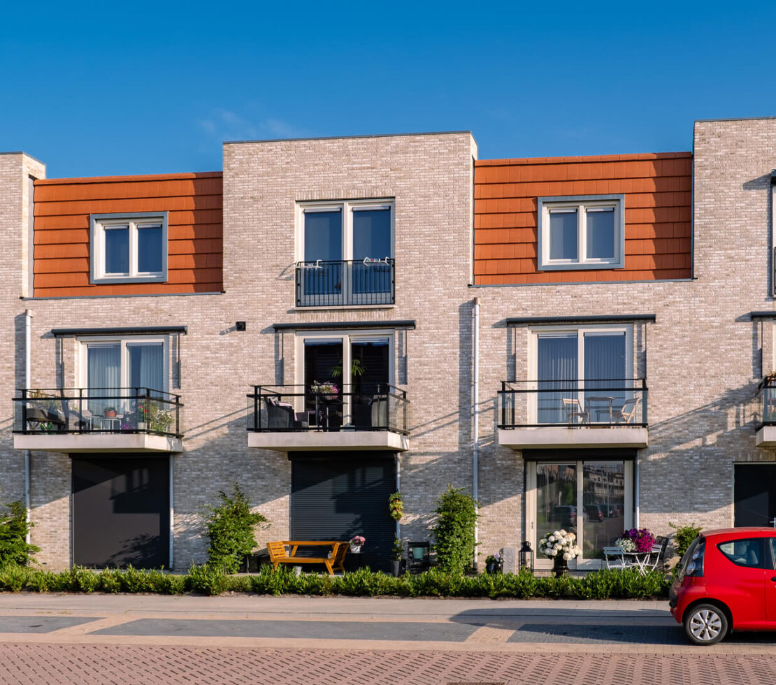 Покупка на апартамент директно от строител: такси, срокове и скрити разходи