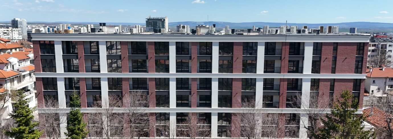 Напредък в строителството на жилищна сграда Innova - Globstroy